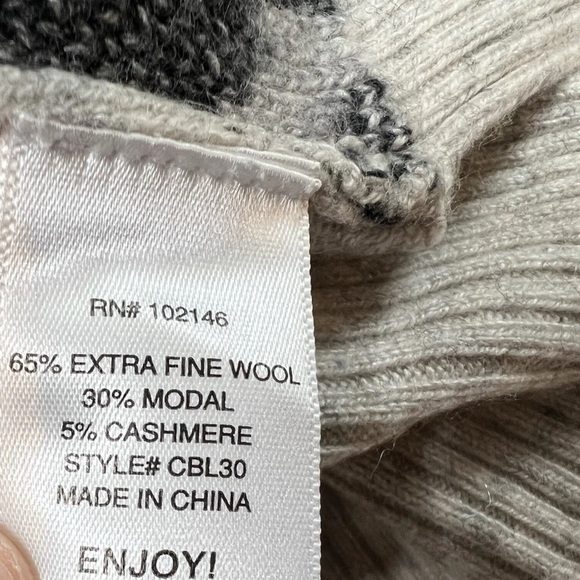 Michael Stars Animal Print Wool Cashmere Blend Sweater Women XS S. 316 - Picture 3 of 3